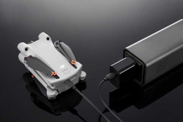 Drone Accessory|DJI|DJI 30W USB-C Charger|CP.MA.00000509.01 - Image 4