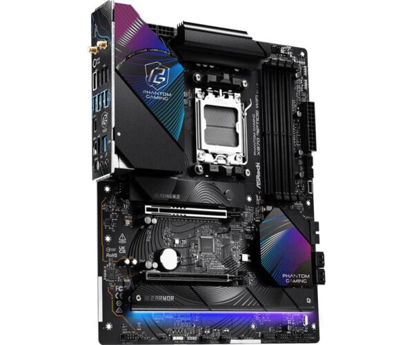 Mainboard|ASROCK|AMD X870|SAM5|ATX|Memory DDR5|Memory slots 4|1xPCI-Express 4.0 16x|1xPCI-Express 5.0 16x|4xM.2|1xHDMI|4xUSB 2.0|5xUSB 3.2|2xUSB-C|1xOptical S/PDIF|1xRJ45|2xAudio port|X870RIPTIDEWIFI - Image 3