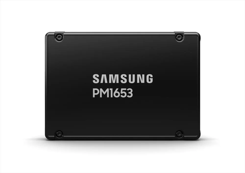 Samsung Model name PM1653 7680 GB SAS 2.5″ — SSD