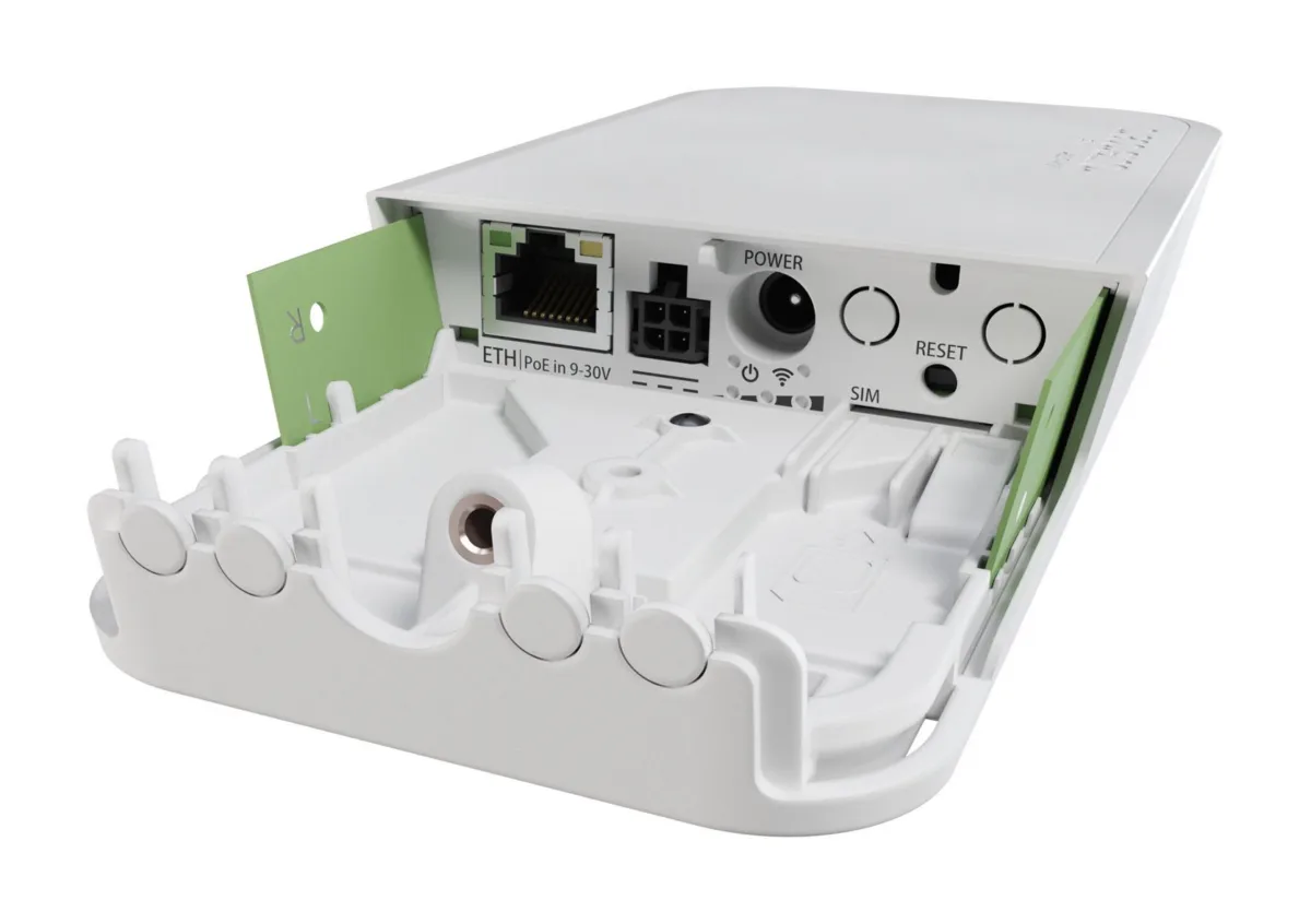 MikroTik 300 Mbit/s WAPR-2ND&EC200A-EU — tugijaam